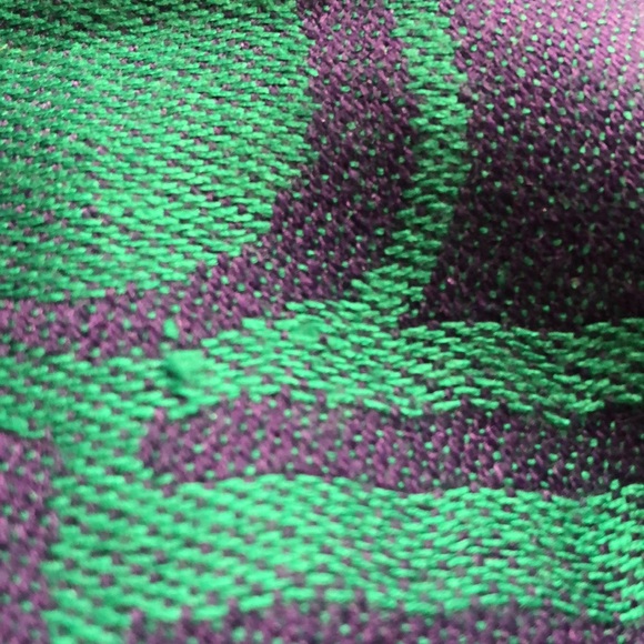 wool elegant Irish Celtic knot shawl. Artisan made - Picture 5 of 11